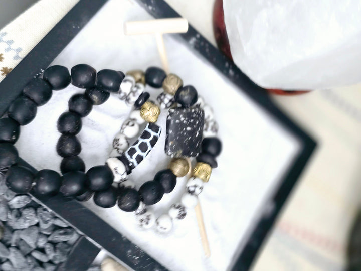 "Dzɔlɔ"- One of a Kind Bracelet-Black